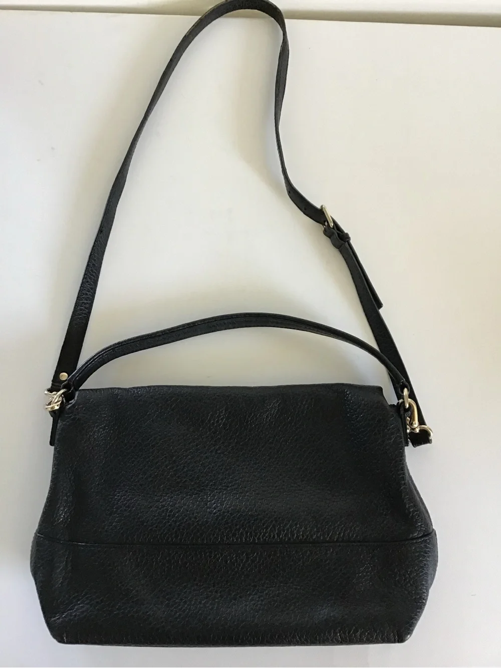 Kate Spade New York Black Pebbled Leather Crossbody Shoulder Bag with Tassel